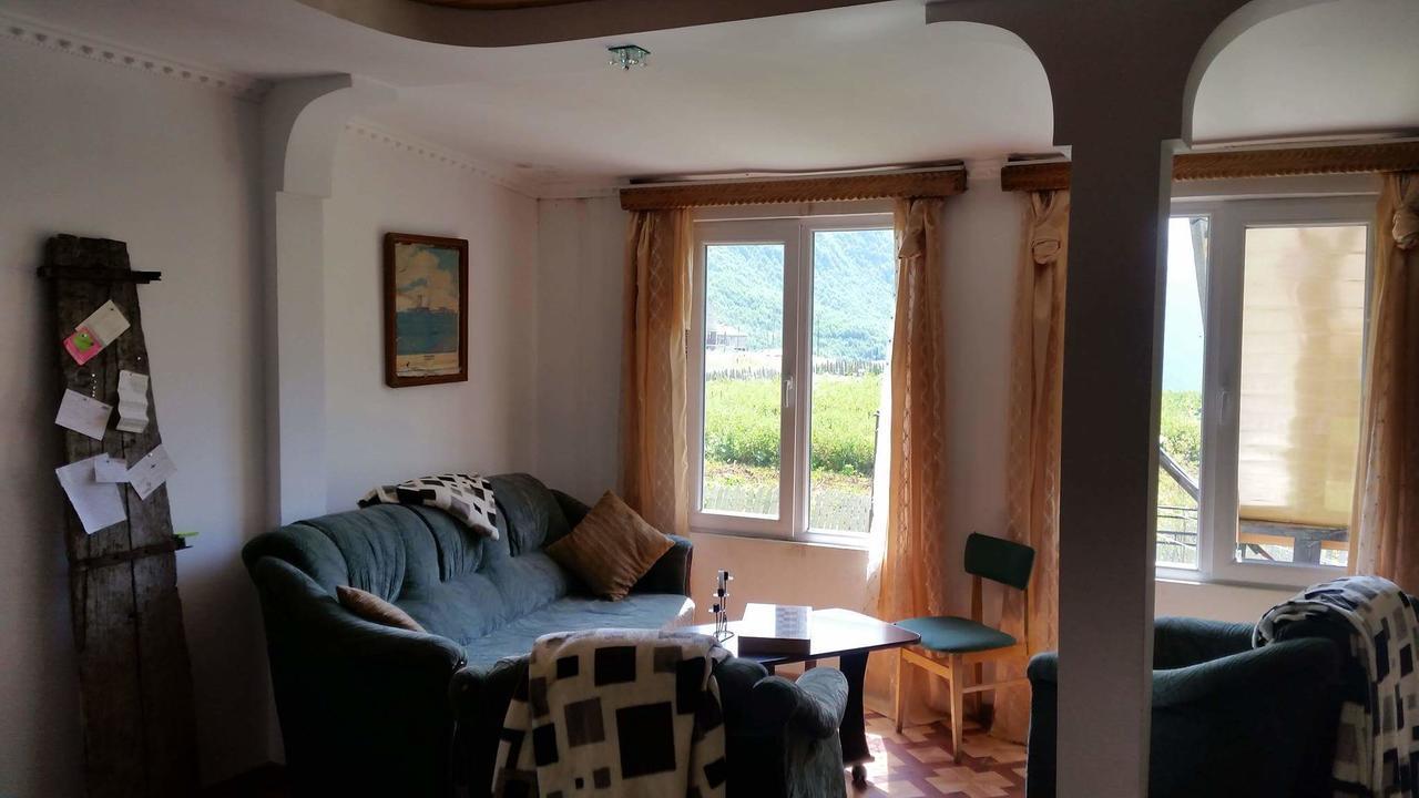 Guesthouse Angelina Ushguli Eksteriør billede